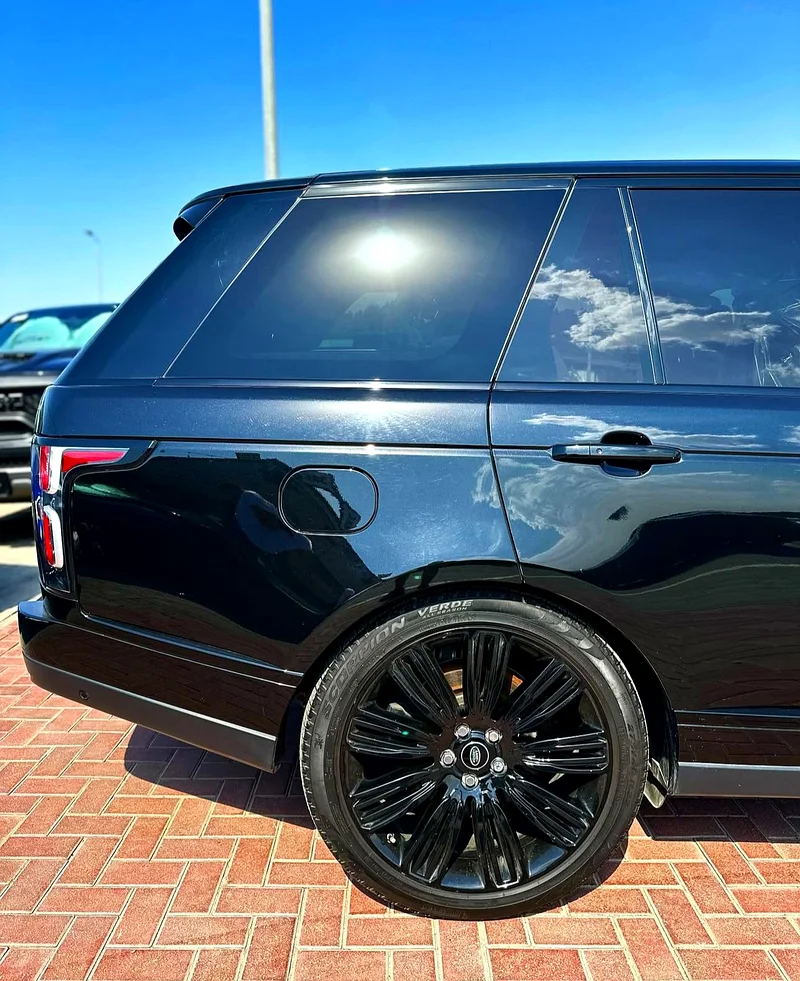 RANGE ROVER VOUGE 2022  CLEAN TITLE FULL FULL OPTION VERY CLEAN CONDITION63158799414914112
