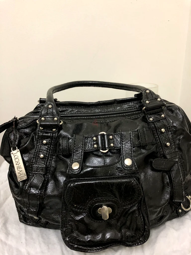 شيك حقيبة سوداء للبيع63240125303427111