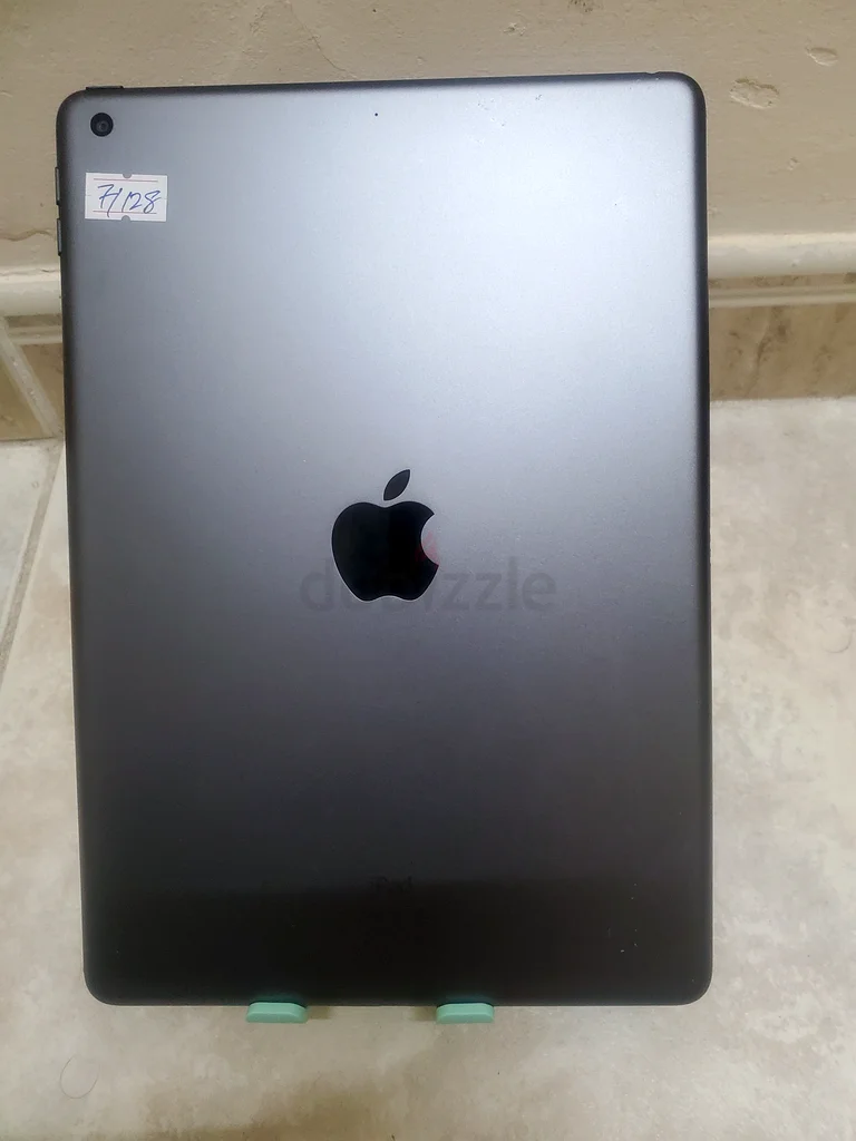 Apple iPad 7th Generation 128GB63183725878401112