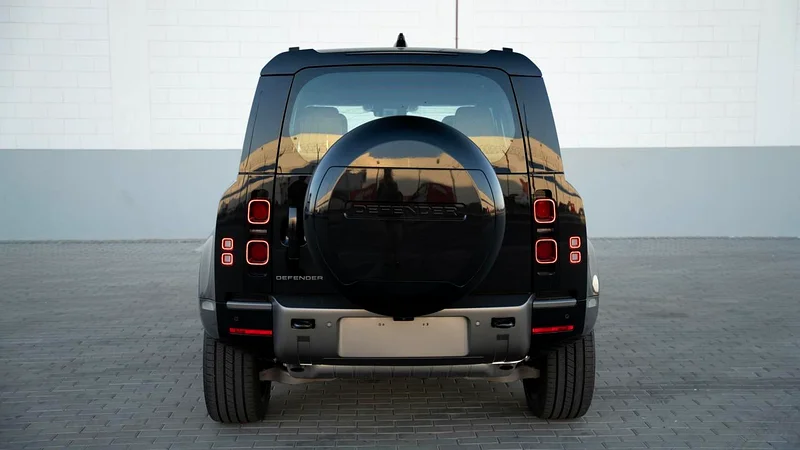 Defender V6 Gcc specs Brand New 202563229280908290112