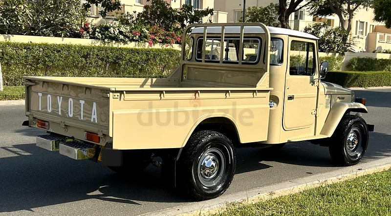تويوتا لاند كروزر FJ45 بيك أب، تم تجديده بالكامل63159714993666113