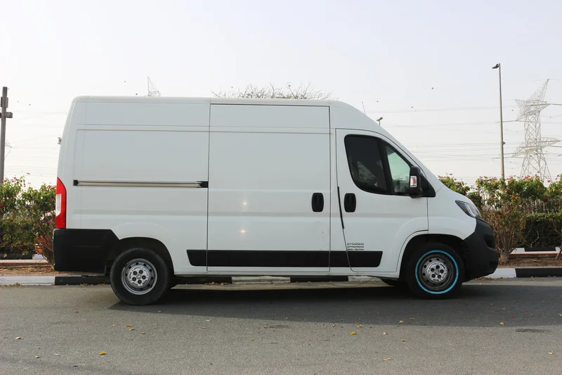 PEUGEOT BOXER 2021 (L2H2) HIGH ROOF SHORT GCC LOW KM62935671776513114