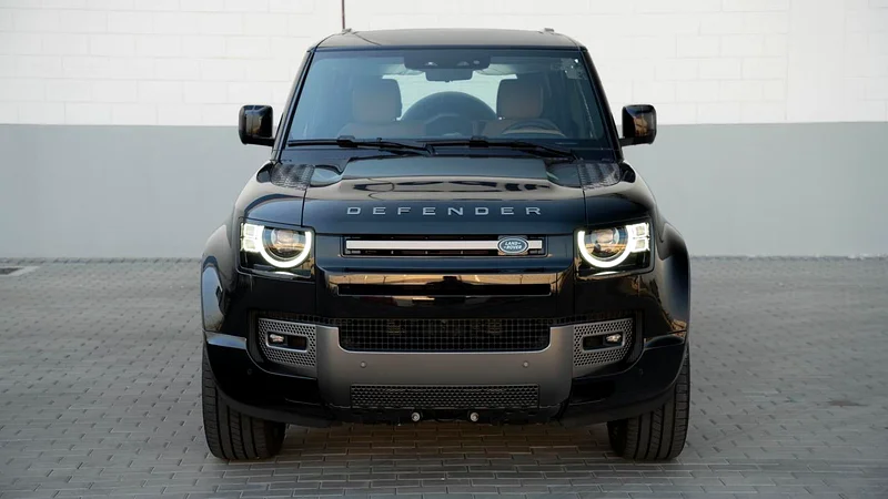 Defender V6 Gcc specs Brand New 2025632292809082901123