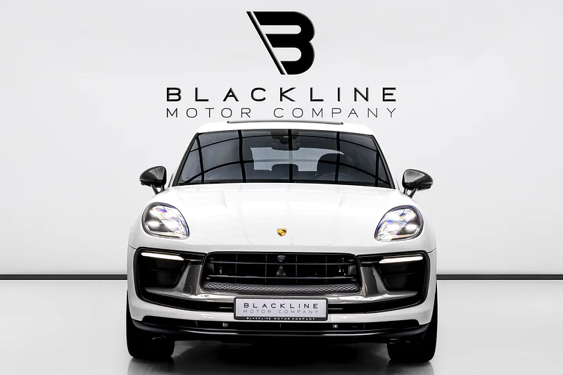 2024 Porsche Macan T, November 2025 Porsche Warranty, Low KMs, GCC63156992439297111