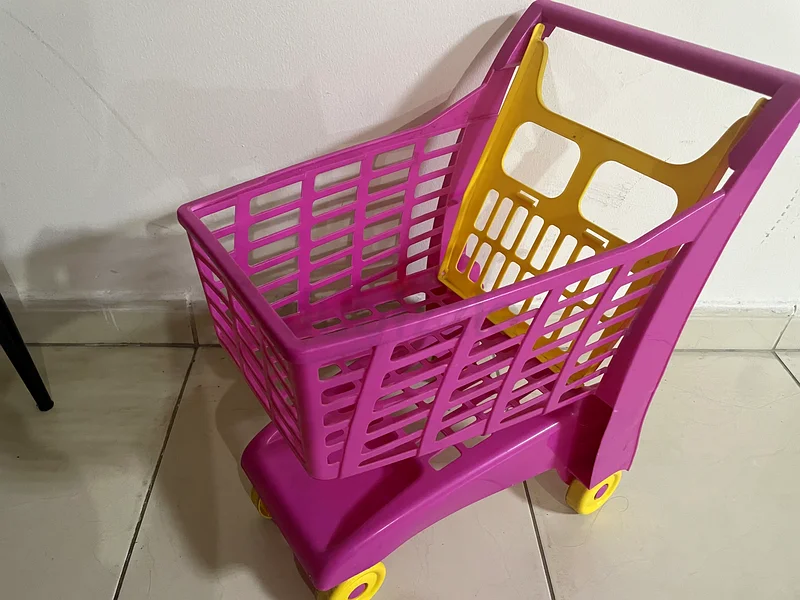 Colorful Kids Shopping Cart - Fun Playtime Accessory!63208382302595111