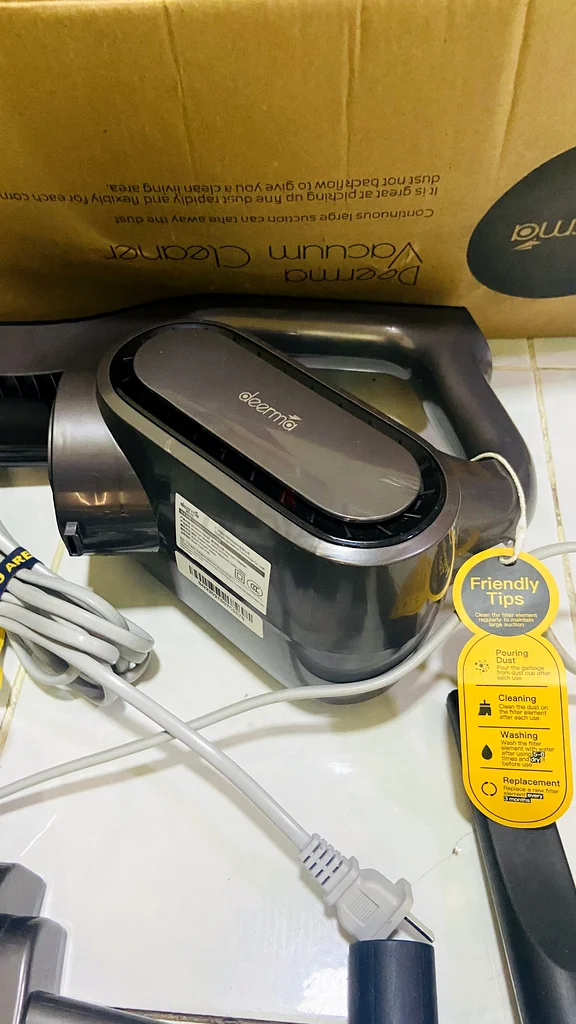 Efficient 2 in one Vacuum Cleaner - Perfect for Your Home! 600w motor/ low noises63255002932098111
