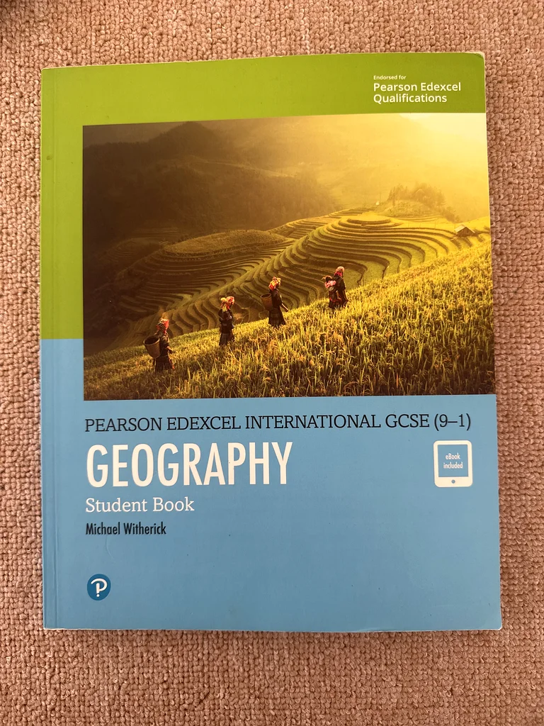 كتاب مدرسي شامل في الجغرافيا لامتحان GCSE!632645859627541129