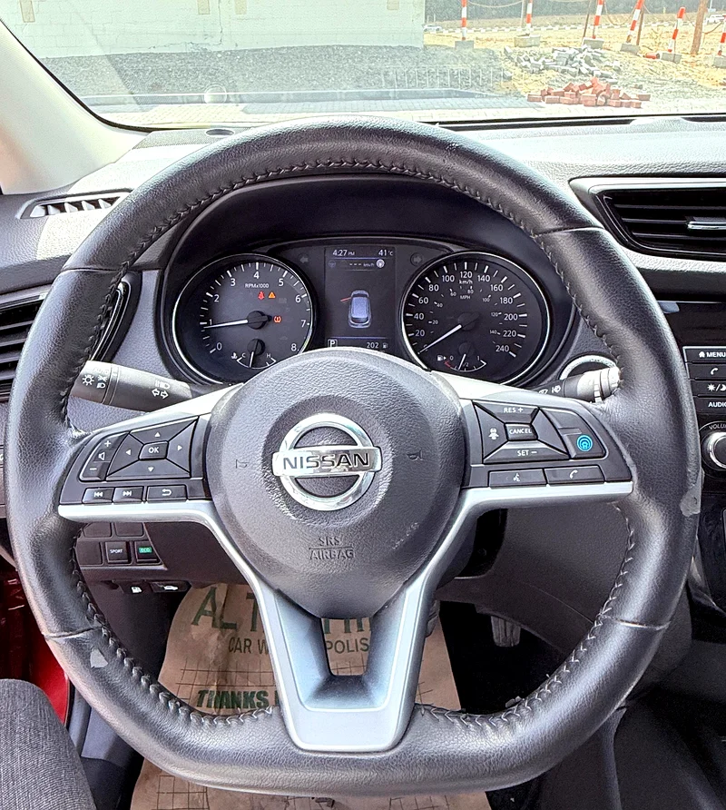 Nissan Qashqai SV VERY BEAUTIFUL INTERIOR AND EXTERIOR LUSH CONDITION63226738760963114