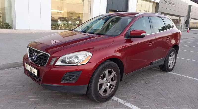 فولفو XC60 2012 لدول مجلس التعاون الخليجي، سيارة محفوظة جيدًا ونظيفة63178403130498111