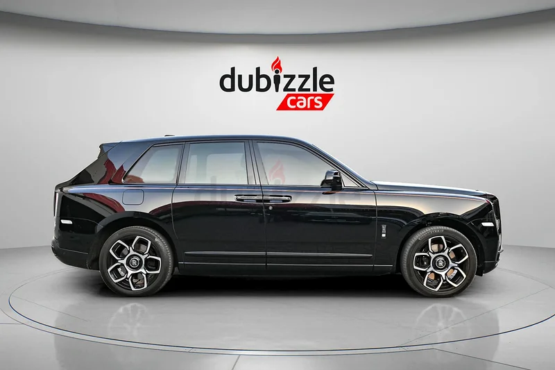 AED 23883/month | 2022 Rolls-Royce Cullinan Black Badge | GCC Specs | Ref#31585663178402909569113