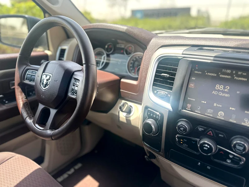 DODGE RAM SLT ,GCC ,V8 , MINT CONDITION63135493313537114