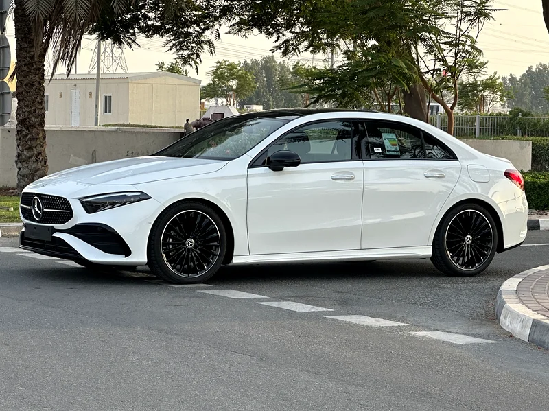 Mercedes-Benz A-Class A200 AMG 2025 GCC 0 KM 5 Years Agency Warranty63232621203970112
