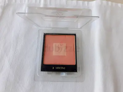 ‘YVES SAINT LAURENT’ MATT POWDER