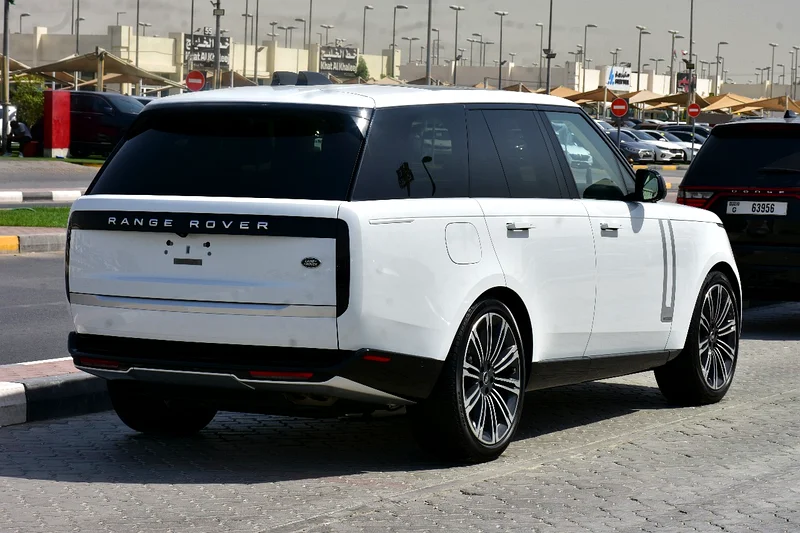 AUTOBIOGRAPHY  | V8 | EXCELLENT CONDITION | WITH WARRANTY63158799681282113