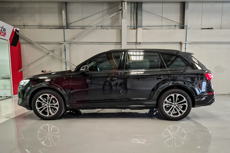 3721 درهم/شهر | أودي Q7 45 TFSI S-Line Quattro 2024 | مواصفات دول مجلس التعاون الخليجي | رقم المرجع#32469263170389585025114