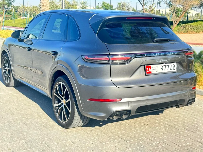 2019 بورش كايين S بحالة ممتازة63225698135299114