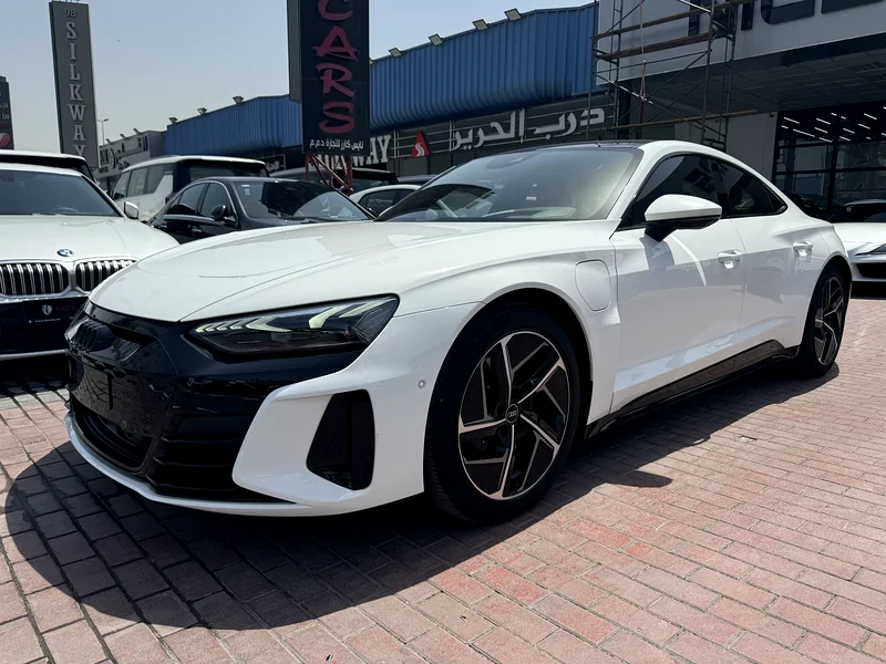 2022. E-tron GT. Dealer warranty632247908436511112