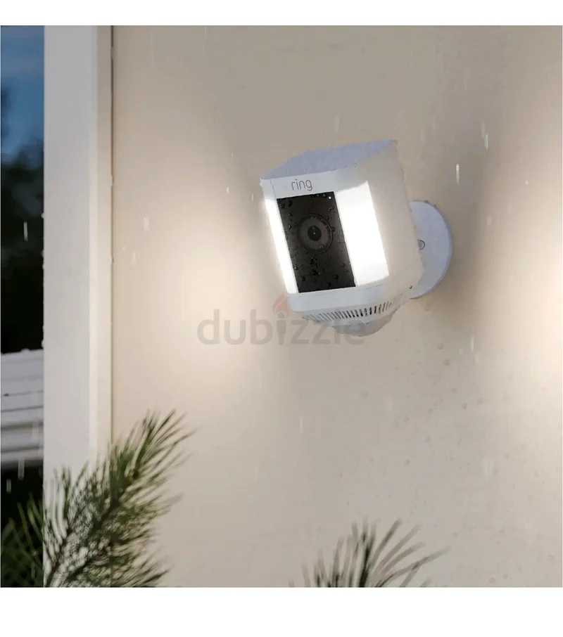 Ring Spotlight Cam Plus Battery من Amazon | فيديو HD ‏1080p، مع خاصية ورؤية ليلية ملو with original63262392208001112