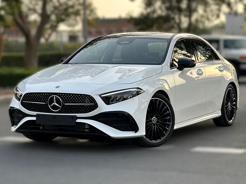 Mercedes-Benz A-Class A200 AMG 2025 GCC 0 KM 5 Years Agency Warranty63232621203970113