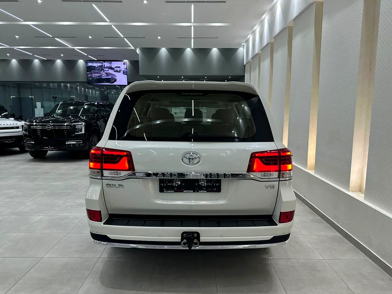 Toyota Land Cruiser GXR V6 4.0L,2019 Model, Gcc Specifications, Single Owner, Very Good Condition63158801929859114