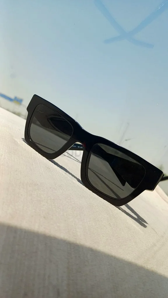 Stylish Black Sunglasses for Sun Protection63239076252161112