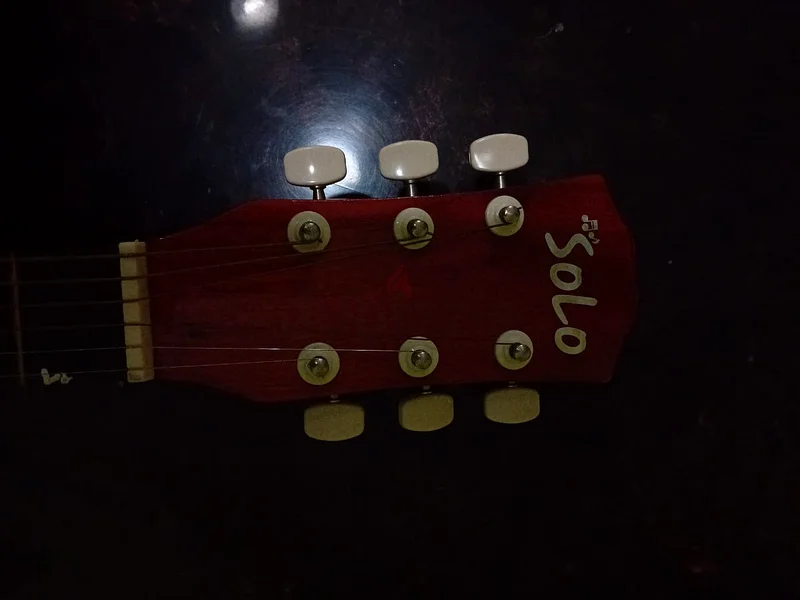 جيتار سولو للبيع guitar solo63201681195265111