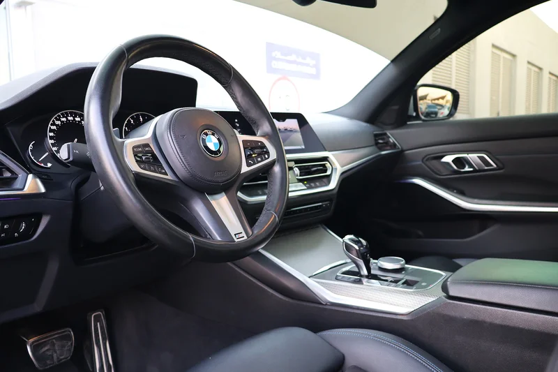 BMW 3 Series 330i- GCC Specifications - Agency Maintenance62932674939651114