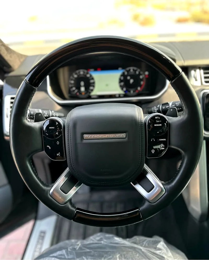 RANGE ROVER VOUGE 2022  CLEAN TITLE FULL FULL OPTION VERY CLEAN CONDITION63158799414914113