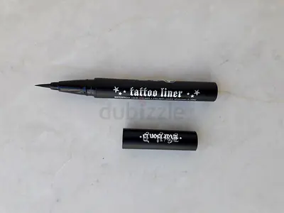 BLACK LIQUID EYELINER FROM KAT VON D