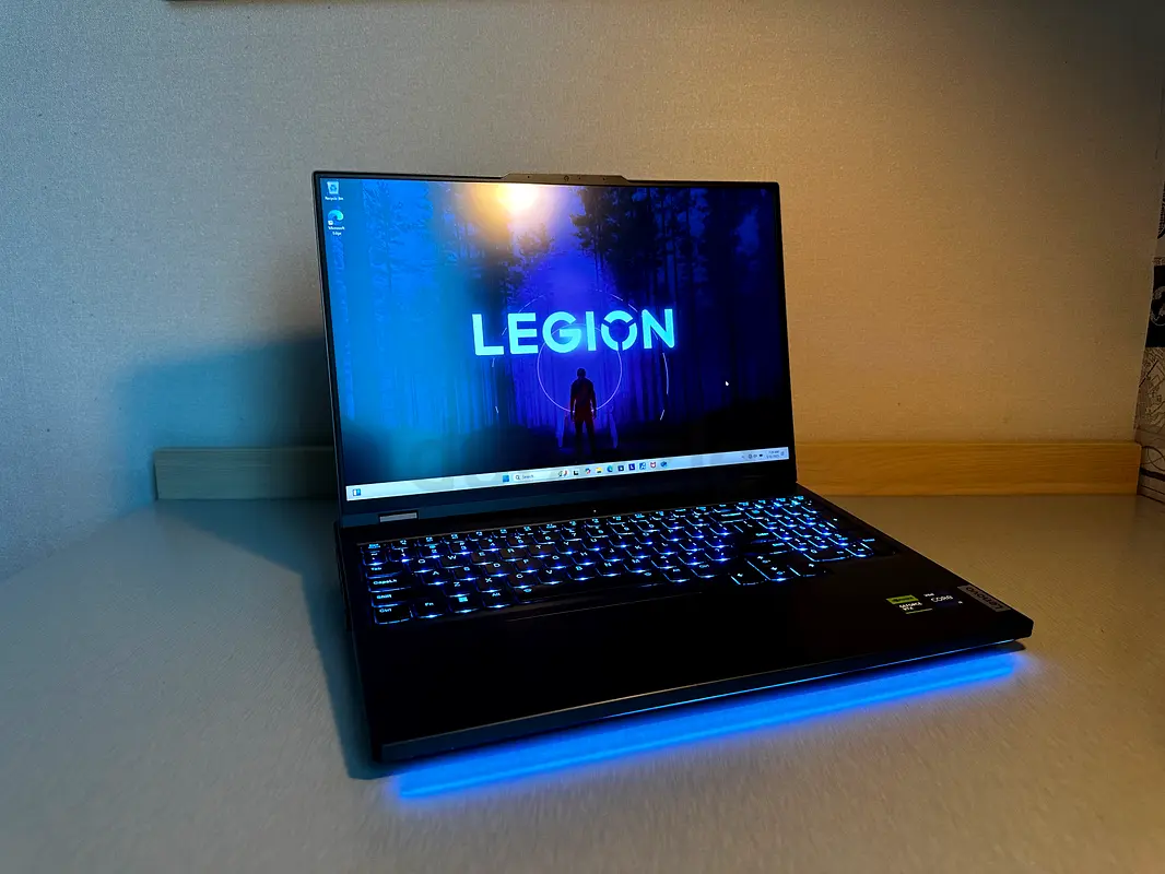 Lenovo Legion Pro 7 16IRX8H | RTX 4080