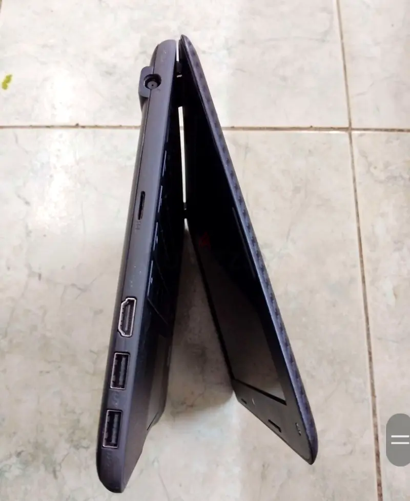 Lightweight dell Chromebook - Perfect for Browsing and Streaming!63255527661187113