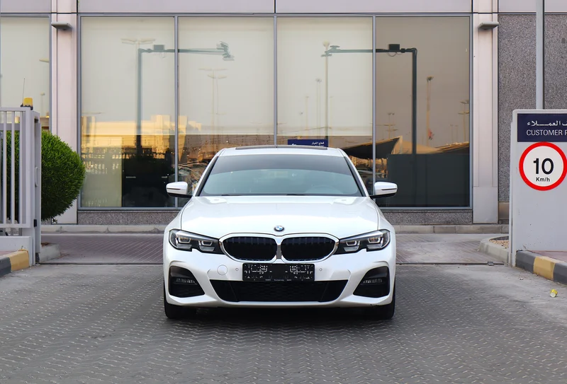 BMW 3 Series 330i- GCC Specifications - Agency Maintenance62932674939651112