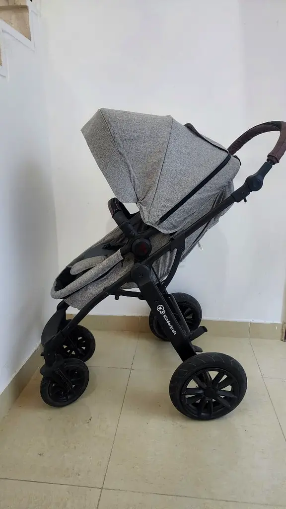 Stroller63205359309442111