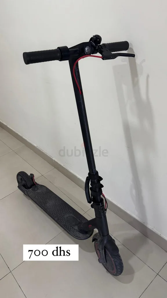 سкуتر كهربائي أنيق أسود من شياومي برو 365 - اركب بأسلوب أنيق! في الساتوا، دبي629336944870411115