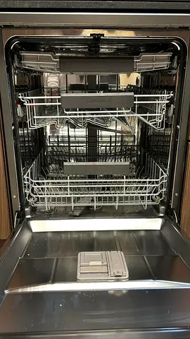 Samsung Freestanding Dishwasher 14 Place Settings 3 Rack Levels High Energy Efficiency