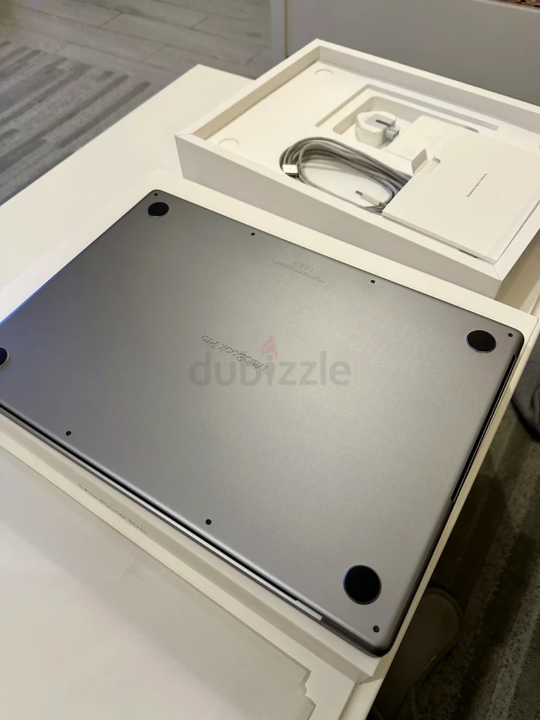 MacBook Pro 16-inch M1 Max 64gb ram 2TBSsd63254995014785111