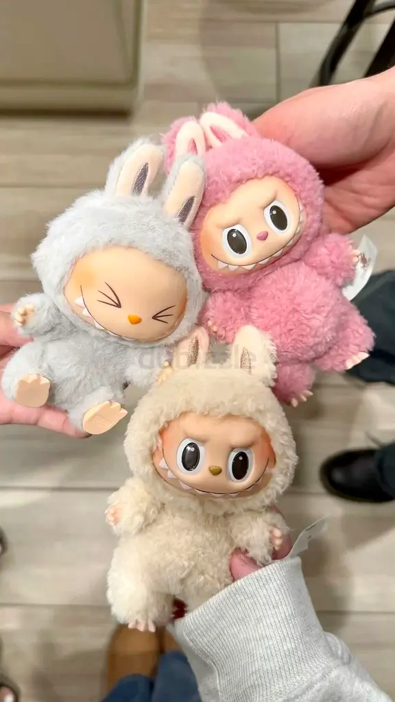 Labubu doll63207889791873114