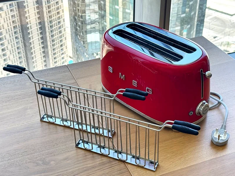 SMEG Retro Red Toaster - 2 Sandwich Racks as a gift! Almost half price63253478931970111