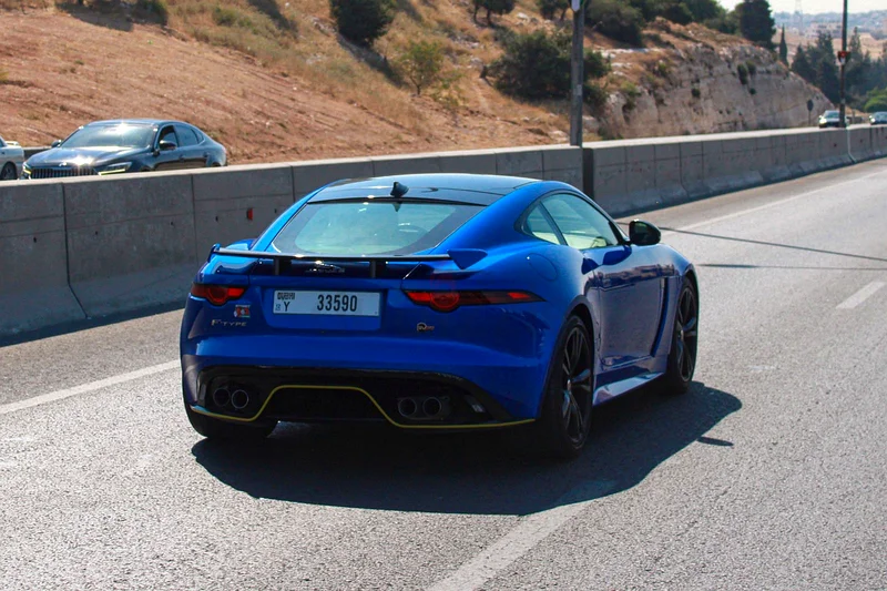 SVR JAGUAR F-TYPE 201963177102015619113