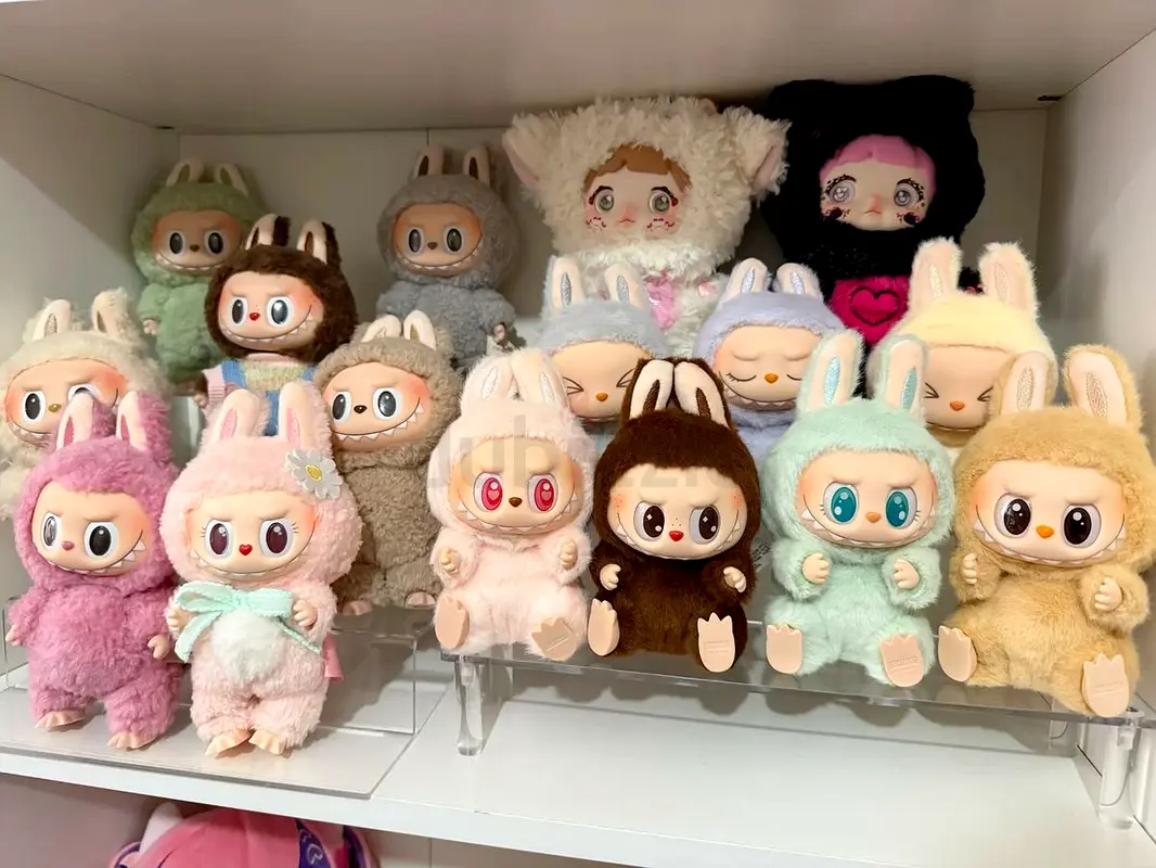Labubu doll63207889791873112