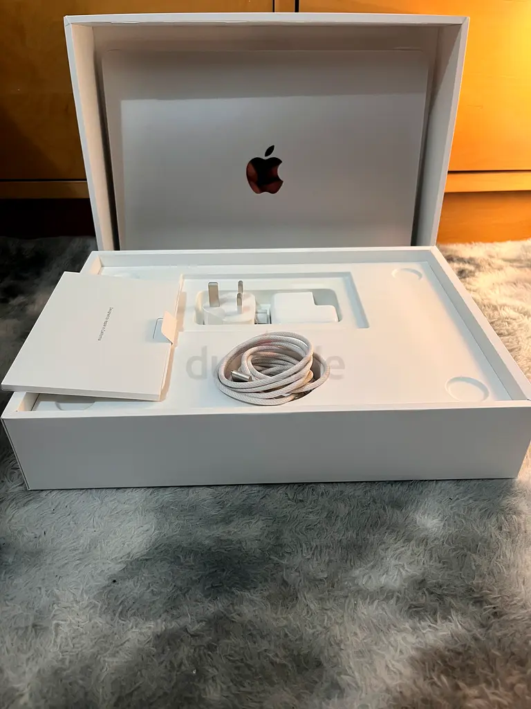 Apple MacBook Air M3 2024 ,NEW63255535276930113
