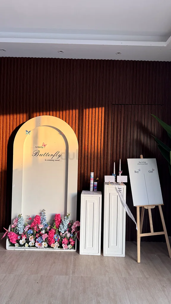 Backdrop Stand + 2 Tables خلفية ستاند حفلات مع طاولتين62929656094467112