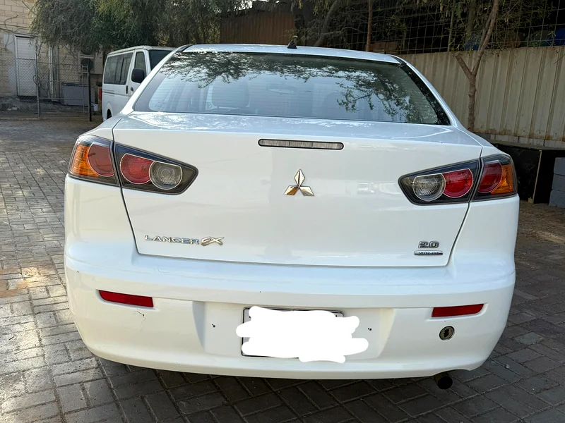 2015 حالة جيدة جدًا63225309361027111
