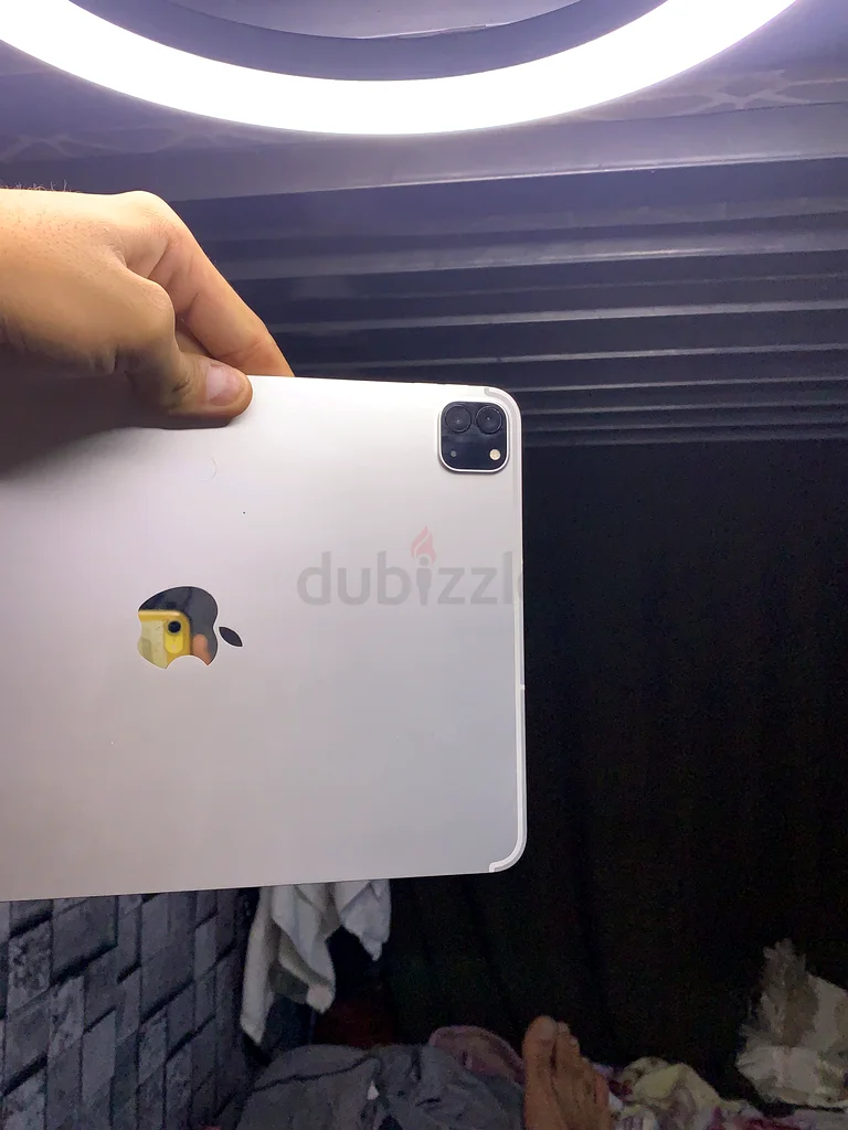 I PAD M263216357061379111