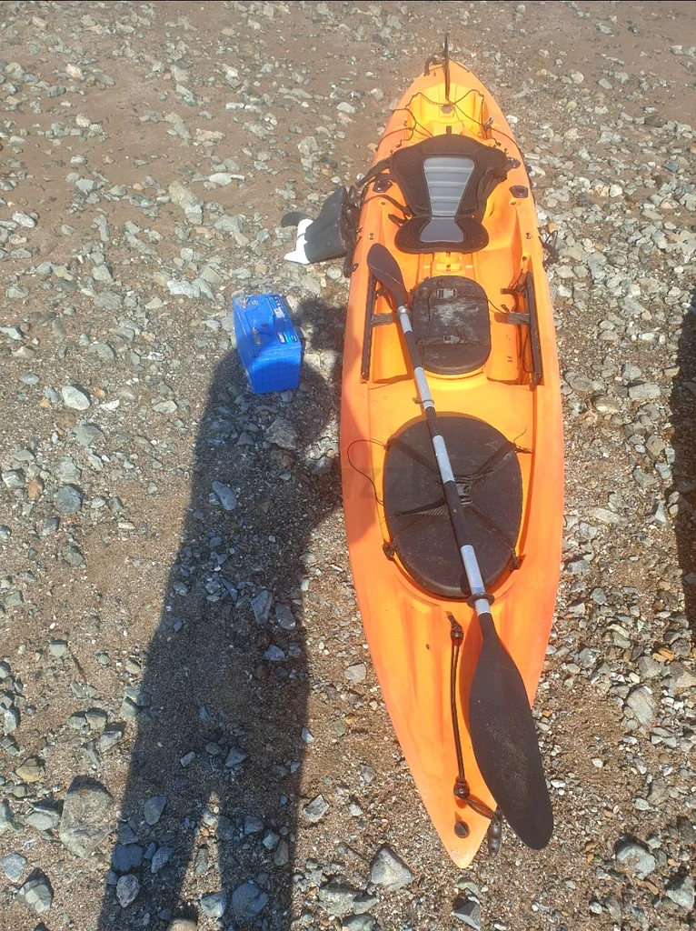 Electric motor , Fishing  Ocean Kayak in good condition for sale62933694482049113