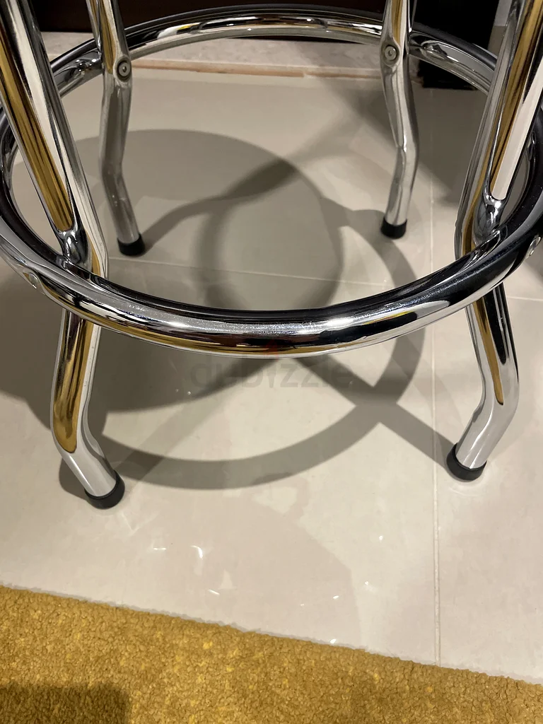 Gibson stool62931679413890113