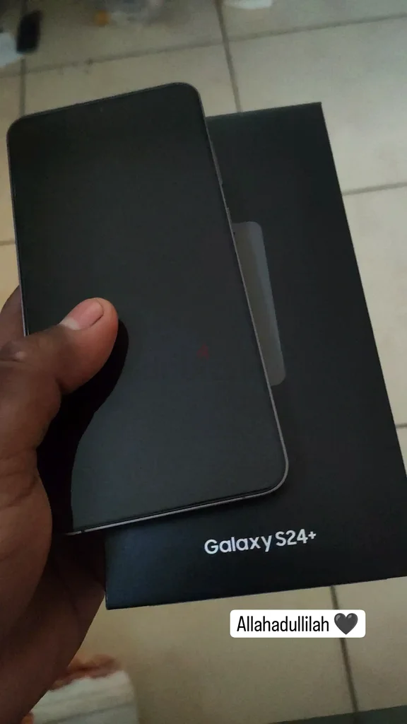 Samsung Galaxy S24+ - Your Next Smartphone Adventure!632153802508821129