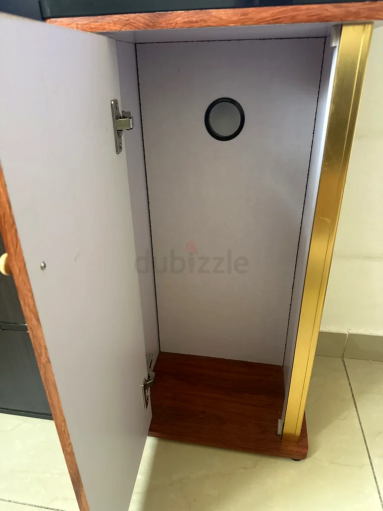 حوض سمك مذهل مع حامل - مثالي لمنزلك!63263494062338112