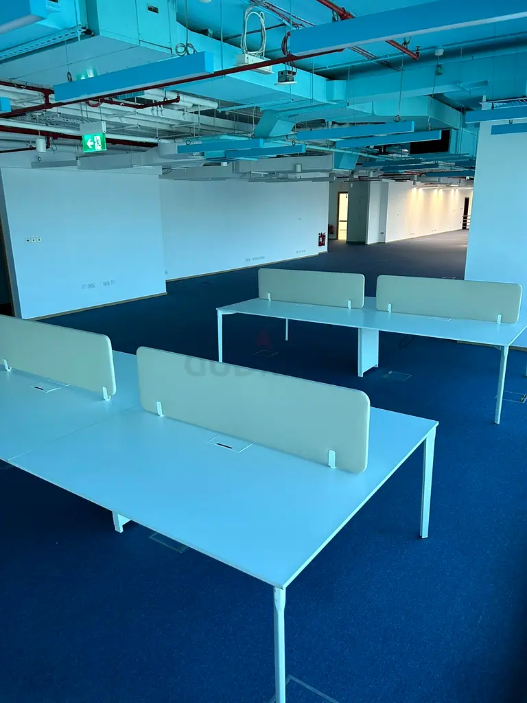 Office tables for sale 1,000AED