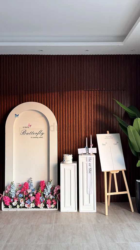 Backdrop Stand + 2 Tables خلفية ستاند حفلات مع طاولتين62929656094467111